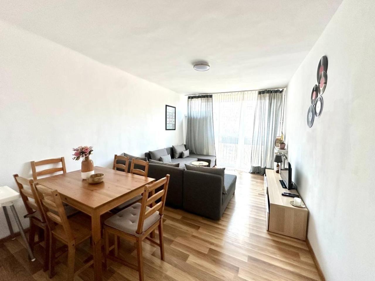 ורשה Ohmyhome - Park Mirowski Apartment מראה חיצוני תמונה