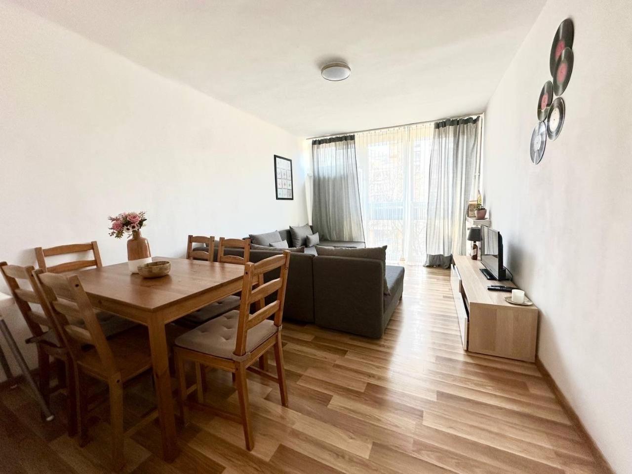 ורשה Ohmyhome - Park Mirowski Apartment מראה חיצוני תמונה